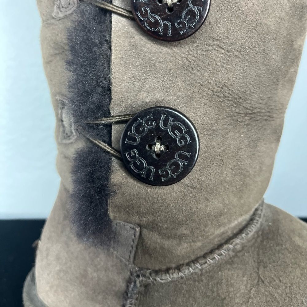Ugg Bailey Button Triplet Brown​​​ - Picture 5 of 14